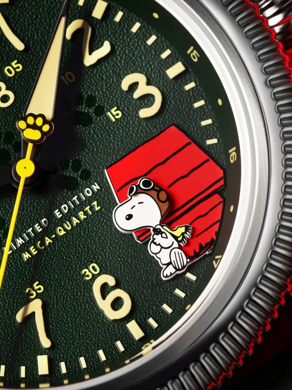 AVI-8 Flyboy Airmaster 40 Meca-Quartz Peanuts Snoopy Flying Ace Watch